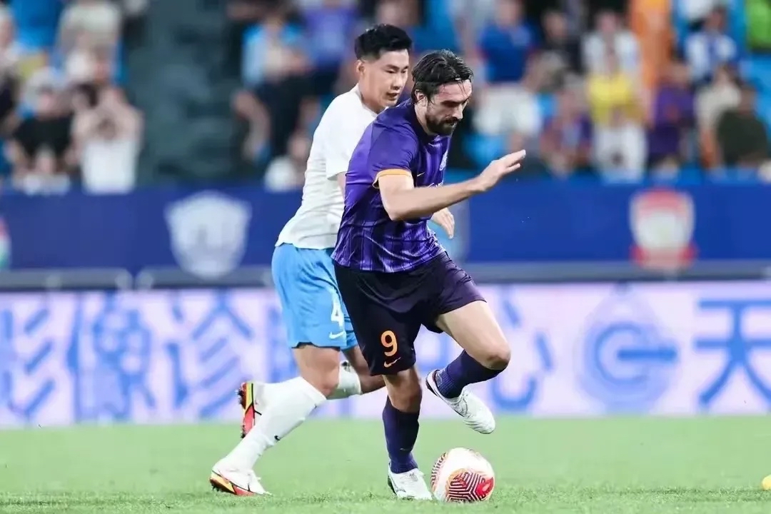 关于黎巴嫩国家队惊险战胜对手，成功晋级欧锦赛八强的信息