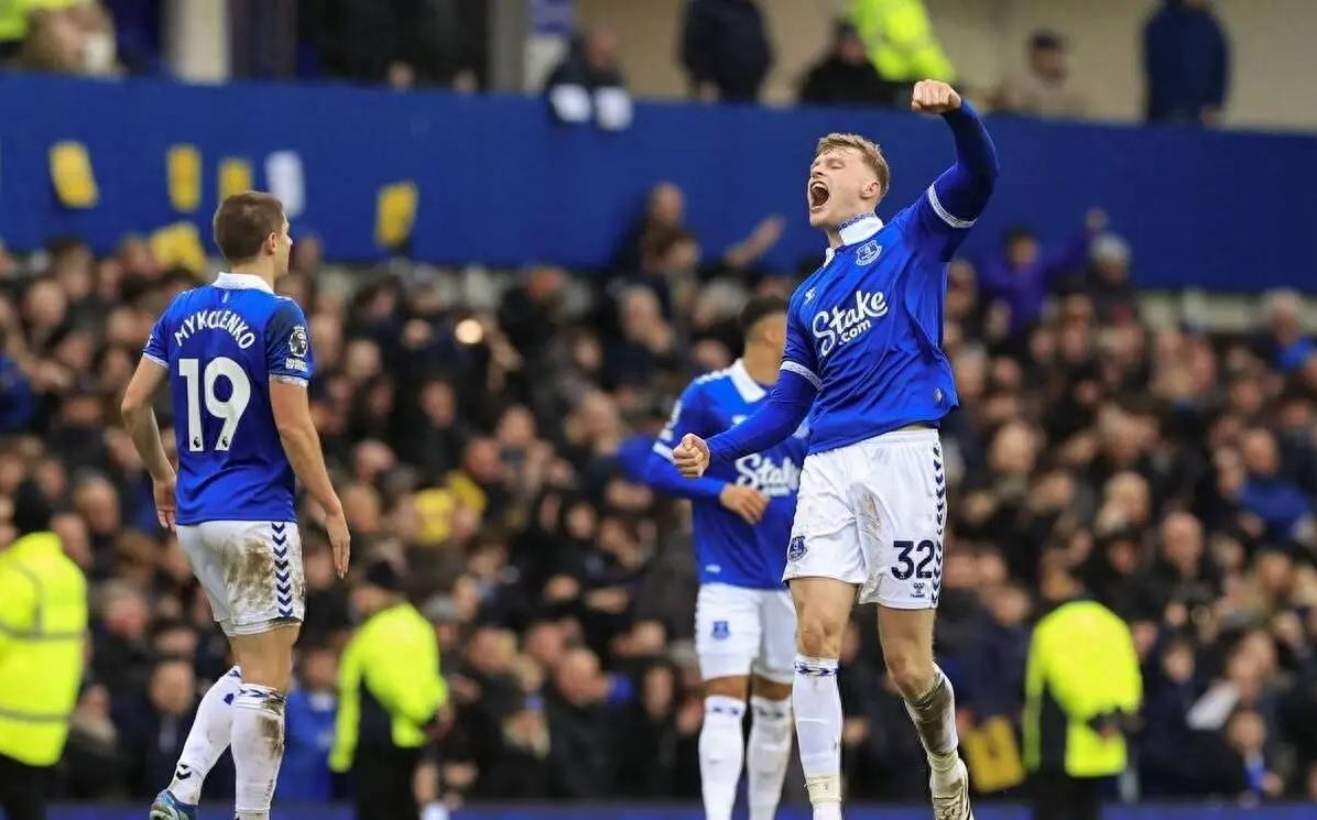 od体育在线-埃弗顿备战富勒姆，球员状态关键