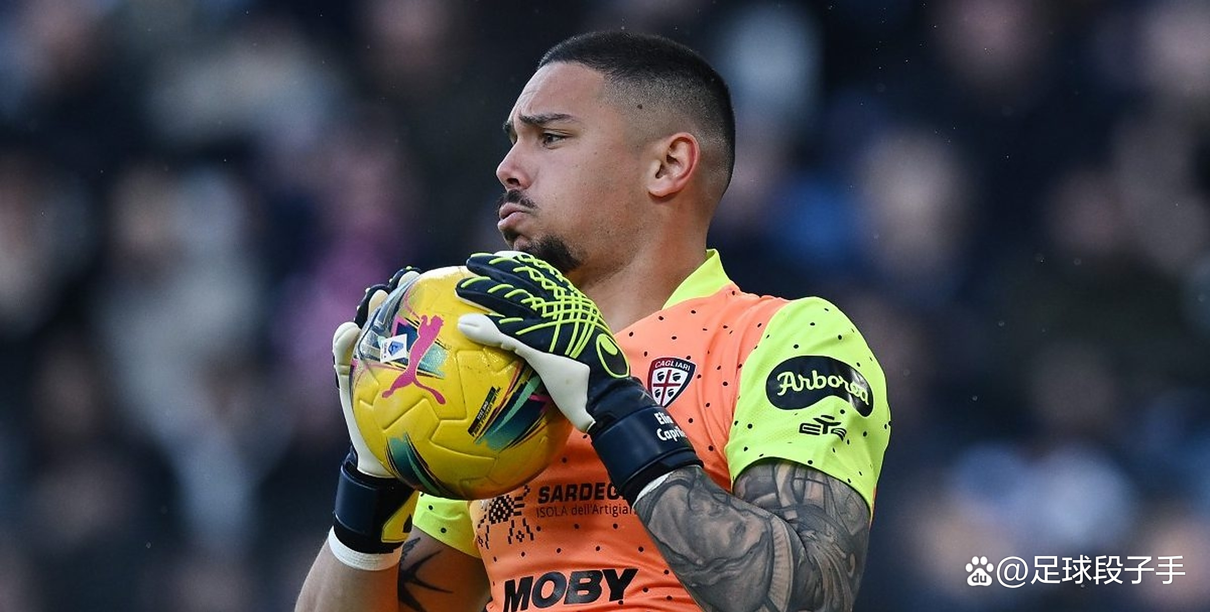 卡利亚里客场遭遇惨败，主帅面临解职危机的简单介绍