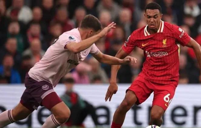 关于利物浦主场告捷，稳占联赛第二名位置的信息