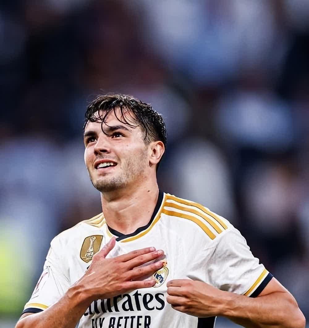 塞维利亚主场取胜，继续巩固前四位置