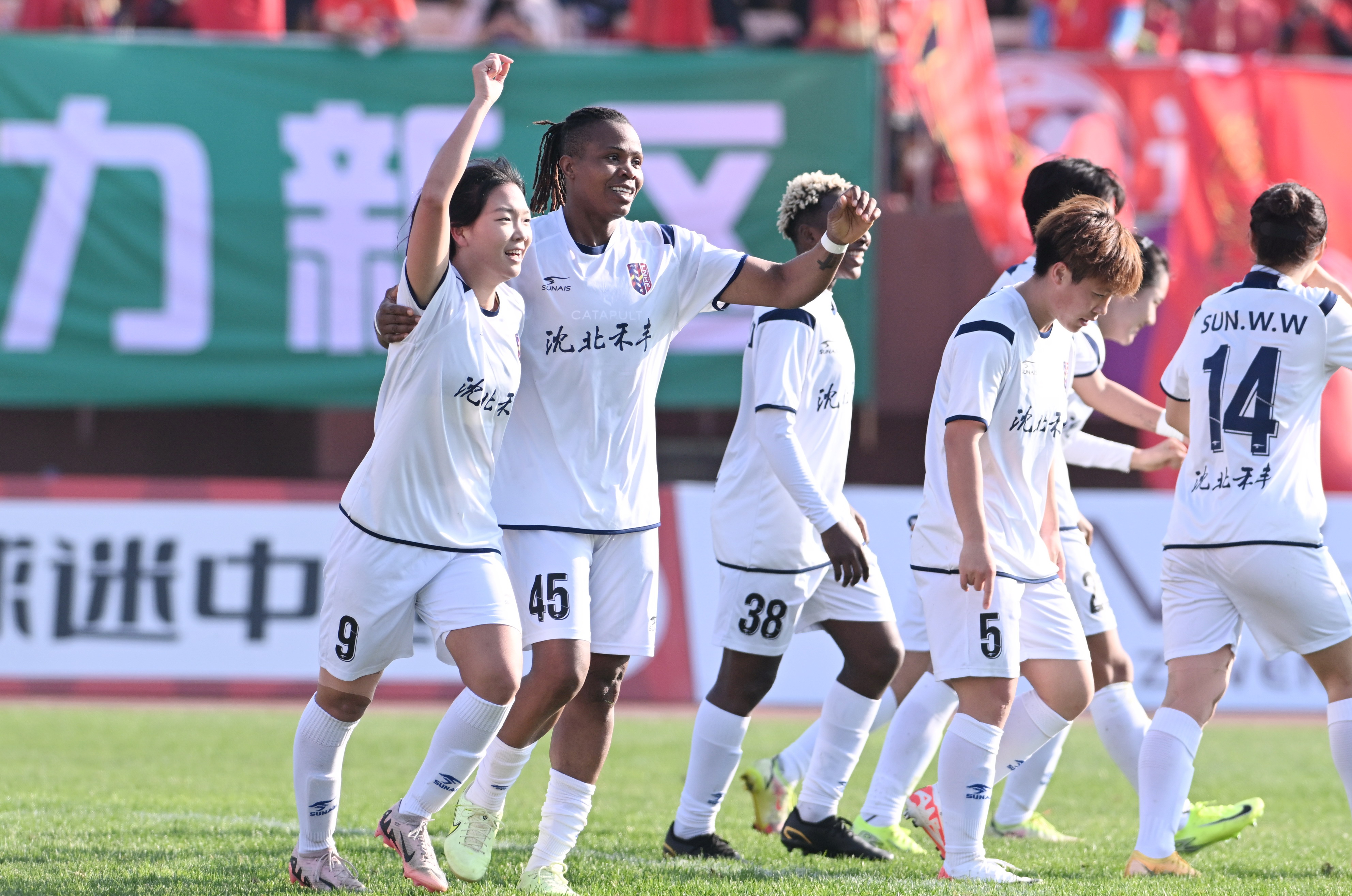 关于辽宁队在主场比赛中不敌强敌遗憾失利的信息