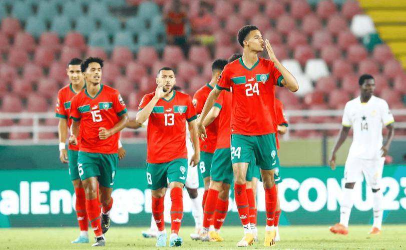 主教练战术精妙，带领球队破局的简单介绍