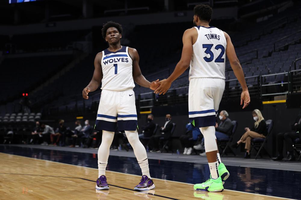 关于雄狮客场力擒尼克斯，取得两连胜士气飙升的信息