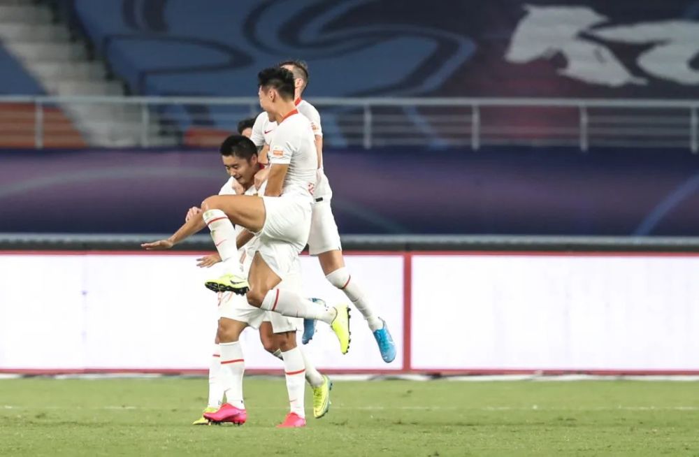 od体育在线-不断的替补轮换是否能帮助球队在疲劳赛程中保持状态？的简单介绍