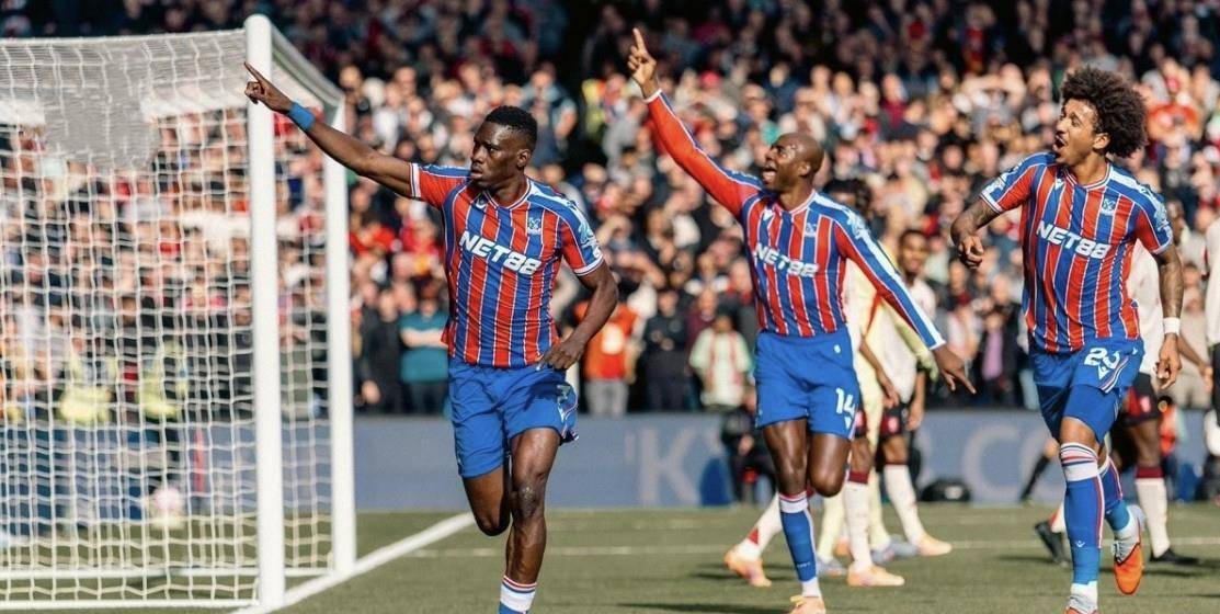 关于水晶宫客场不敌伯恩利，士气下降需调整的信息